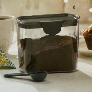 Storage container of 1.5